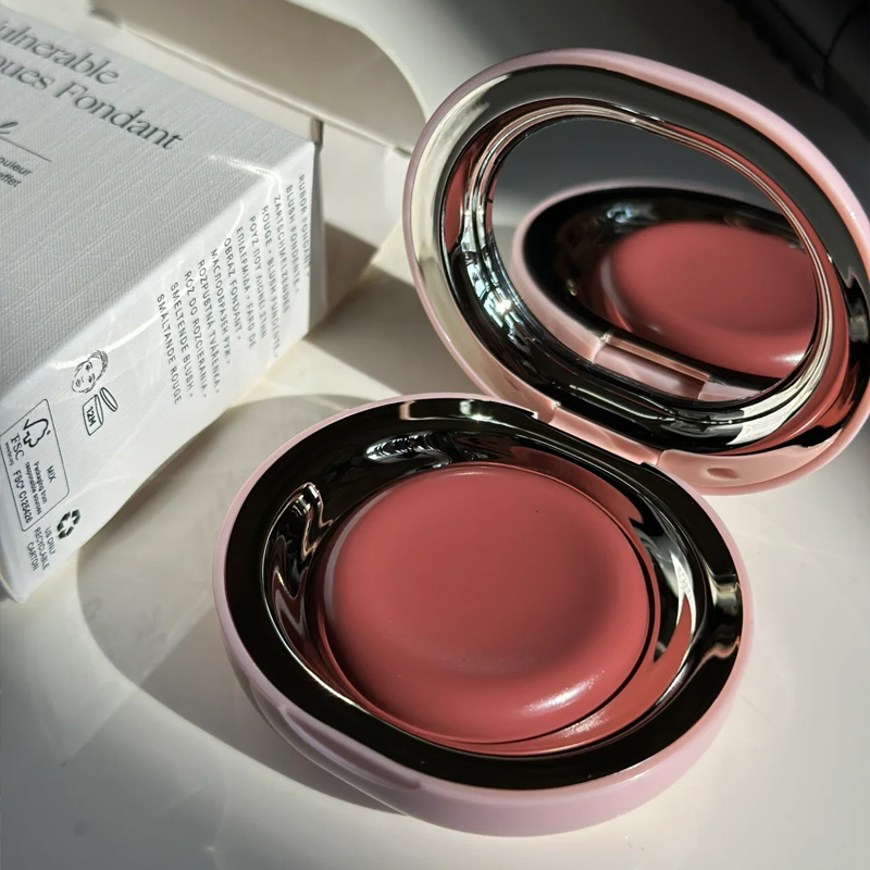 Rare Beauty Rose Neutral Mauve - Huda Beauty Makeup Kit recensione e prezzo