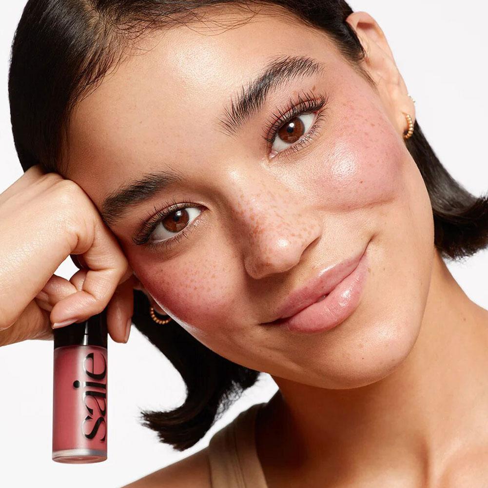 Saie Blush Liquido Illuminante - Huda Beauty Makeup Kit recensione e prezzo