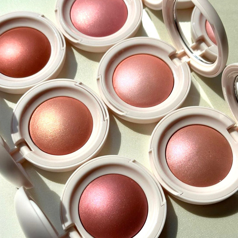 Rare Beauty Illuminante Effett - Huda Beauty Makeup Kit recensione e prezzo