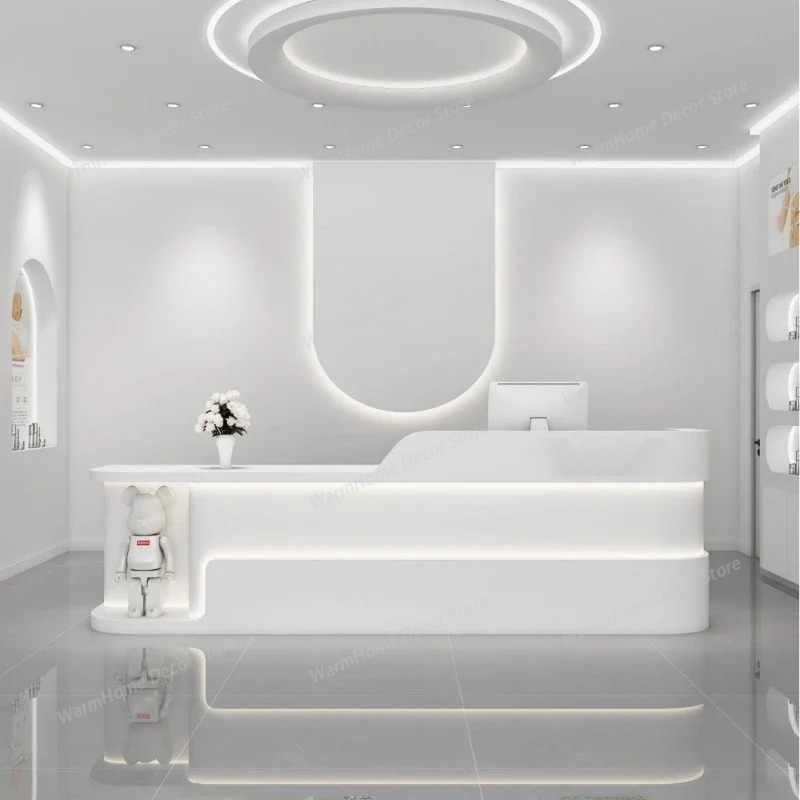 Bancone Reception Moderno per  - Beauty Makeup Institute recensione e prezzo